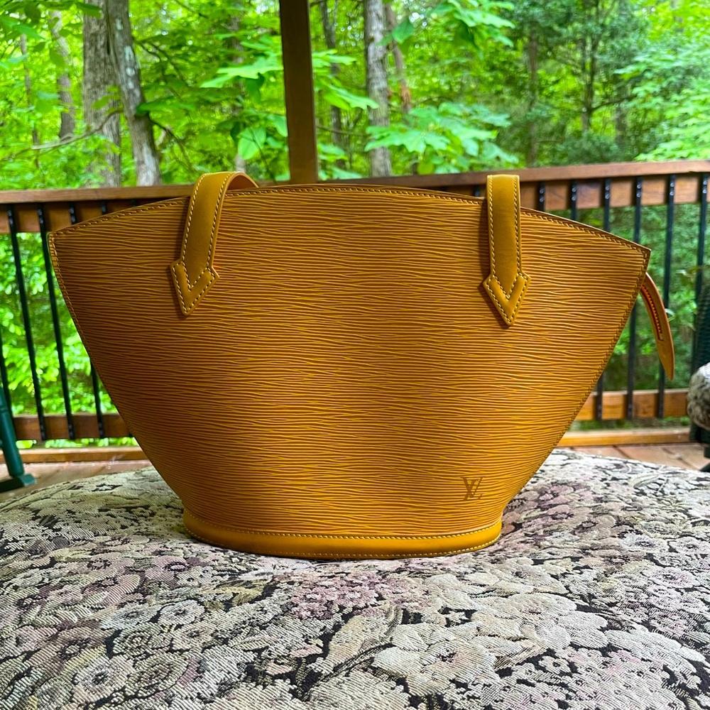 Louis Vuitton Authentic Saint Jacques Epi Leather Handbag